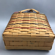 Load image into Gallery viewer, Longaberger 2002 VIP Sales Basket w/Liner+Protector &amp; Bow (10x12x7)
