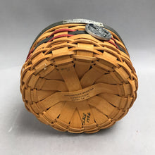 Load image into Gallery viewer, Longaberger 1997 Inaugural Basket w/Fabric Liner, Protector &amp; Tie-on (3x5)
