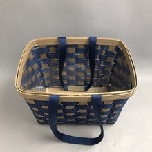 Load image into Gallery viewer, Longaberger Medium Blue To Go Basket 2007 (10x13x10)
