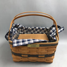 Load image into Gallery viewer, Longaberger 1992 J W Collection Cake Basket, Riser, Liner &amp; Protector (6x12x12)
