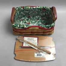 Load image into Gallery viewer, Longaberger Christmas Collection 2002 Edition Traditions Basket
