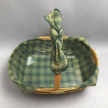 Load image into Gallery viewer, Longaberger Traditions Collection Hospitality Basket 1998 w Liner Protector (5x18x14)
