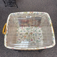 Load image into Gallery viewer, Large 2000 Longaberger Basket With Lid &amp; Leather Handles on Stand ()35x20x17)
