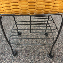 Load image into Gallery viewer, Large 2000 Longaberger Basket With Lid &amp; Leather Handles on Stand ()35x20x17)
