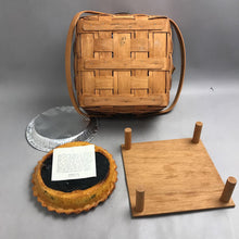 Load image into Gallery viewer, Longaberger 1991 Crisco American Pie Celebration Basket w/Protector, Riser &amp; Pie (6x12x12)
