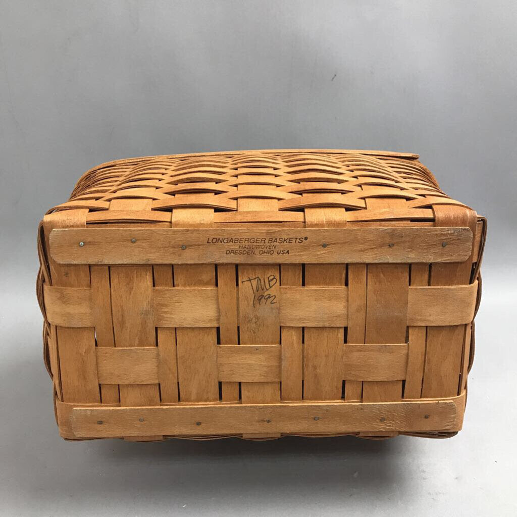 Longaberger Large Market Picnic Basket with Lid & Knob TWB 1992