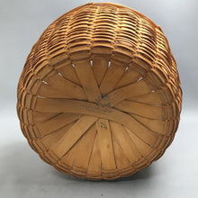 Load image into Gallery viewer, Vintage Longaberger Basket w/ Insert + Leather Handles Catch All (12x16)
