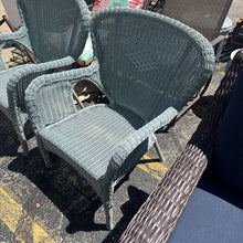 Load image into Gallery viewer, Green Wicker Chair (36x26x27)
