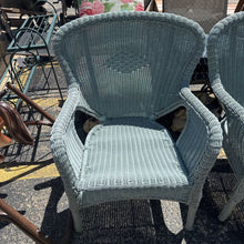 Load image into Gallery viewer, Green Wicker Chair (36x26x27)
