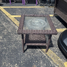 Load image into Gallery viewer, Wicker / Glass End Table (19x18x18)
