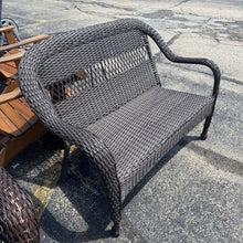 Load image into Gallery viewer, Wicker Settee (34x48x29)
