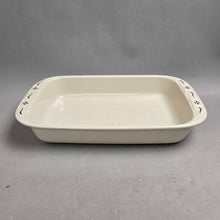 Load image into Gallery viewer, Longaberger Woven Tradition Heritage Red Baking Dish (16x9.5) (As-Is)
