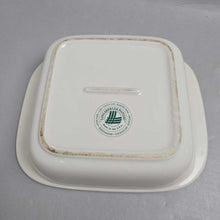 Load image into Gallery viewer, Longaberger Heritage Traditions Green Square Baking Dish (2.5x8x8)
