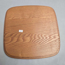 Load image into Gallery viewer, Longaberger Checker Basket Lid (~12")
