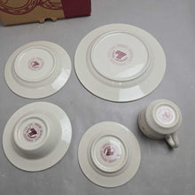 Load image into Gallery viewer, Longaberger Pottery Woven Traditions Red 5-Piece Place Setting (~5.5x10.5x11) (4 Available)
