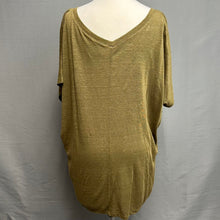 Load image into Gallery viewer, Eileen Fisher Olive Linen V-Neck Dolman Sleeve Top (XL)
