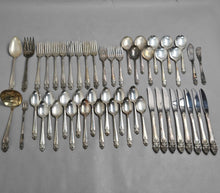 Load image into Gallery viewer, Oneida 'Distinction' Silverplate Flatware Set - 50pc
