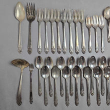 Load image into Gallery viewer, Oneida 'Distinction' Silverplate Flatware Set - 50pc
