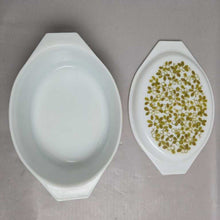 Load image into Gallery viewer, Pyrex Verde Olive Green Casserole Baking Dish w/ Lid (2 1/2 Qt)
