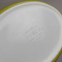 Load image into Gallery viewer, Pyrex #043 Green Baking Dish (No Lid)
