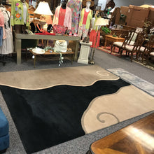 Load image into Gallery viewer, Black/Brown Abstract Design Wool/Cotton Area Rug (113x91)

