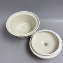 Load image into Gallery viewer, Longaberger Pottery Small Covered Dish - Traditional Holly (~3x5.75)
