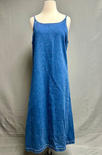 Load image into Gallery viewer, Vintage Gap Denim Maxi Dress (M)
