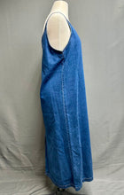Load image into Gallery viewer, Vintage Gap Denim Maxi Dress (M)
