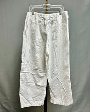 Load image into Gallery viewer, Fresh Produce White Cotton Wide Leg Cropped Pants (M)
