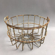 Load image into Gallery viewer, Rustic Wire Basket with Handle (5x8)

