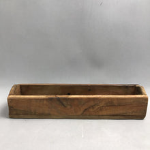 Load image into Gallery viewer, Primitive Wooden Box (~3x14x3.75)
