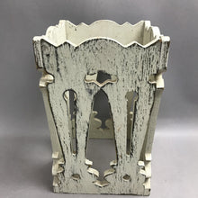 Load image into Gallery viewer, Baluster Box (~12x8x8)
