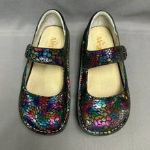 Load image into Gallery viewer, Alegria by PG Lite Paloma Minnow Rainbow Mary Jane Shoes (6-6.5)
