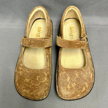 Load image into Gallery viewer, Alegria by PG Lite Paloma Embossed Floral Brown Leather Mary Jane Shoes (6-6.5)
