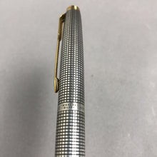 Load image into Gallery viewer, Parker 75 Sterling Silver Flat Top Fountain pen 14k M Gold Nib Made In USA #5
