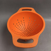 Load image into Gallery viewer, Kitchenaid 1.5 Qt Colander Tangerine Orange

