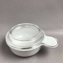 Load image into Gallery viewer, Corning Ware White Grab It Bowls P-150-B with Glass Lid 15 Oz

