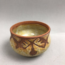 Load image into Gallery viewer, Brown Pottery Bowl Glazed (3x4)
