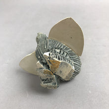 Load image into Gallery viewer, Vintage Artesania Rinconada Toucan Pottery Figurine Signed AS IS(3")
