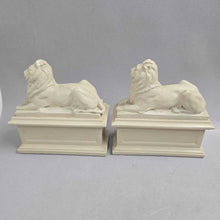 Load image into Gallery viewer, New York Public Library Alva Museum Replica Reclining Lion Bookends (7x3x6.5) (As-Is)
