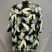 Load image into Gallery viewer, Banana Cabana Black Palm Print Silk Button Down Shirt (M)
