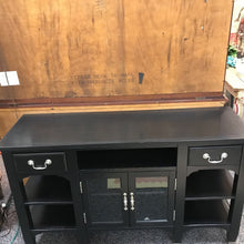 Load image into Gallery viewer, Broyhill Black Entertainment Center (32x52x18)
