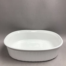 Load image into Gallery viewer, Corning Ware French White Oval Casserole Dish 2.8 Liter Ribbed F-2-B ( 8.5x11)
