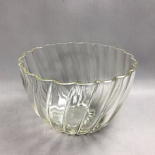 Load image into Gallery viewer, Vintage Hazel Atlas Crystal Glass Colonial Swirl Punch Bowl (7x10)
