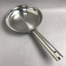 Load image into Gallery viewer, Wolfgang Puck Bistro Collection Omelet Pan 18-10 Stainless Steel (8")
