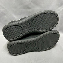 Load image into Gallery viewer, Totes Black Quilted Side Zip Waterproof Boots NIB (9)
