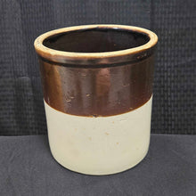 Load image into Gallery viewer, Two-Tone Stoneware Crock (1 Gallon)
