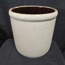 Load image into Gallery viewer, Stoneware Crock (4 Gallon)
