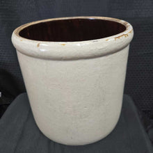 Load image into Gallery viewer, Stoneware Crock (4 Gallon)
