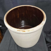 Load image into Gallery viewer, Stoneware Crock (4 Gallon)
